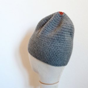 Merino Haube Gris in GOTS zertifizierter, nachhaltiger top Qualität. Handarbeit aus Österreich